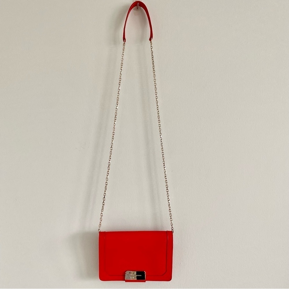 Stuart Weitzman NIB Red Leather Chain Crossbody - Picture 5 of 14